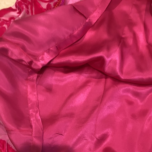 Chanel 2001 Cruise Collection Fuschia Velvet Burnout Skirt Set - Picture 11 of 11